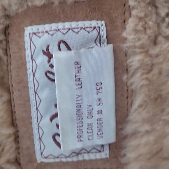 Winlit Women's Lined Leather Jacket - Picture 3 of 6